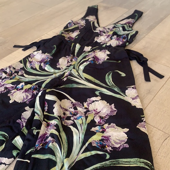 SOLD - CLUB MONACO Jumpsuit - Picture 3 of 4